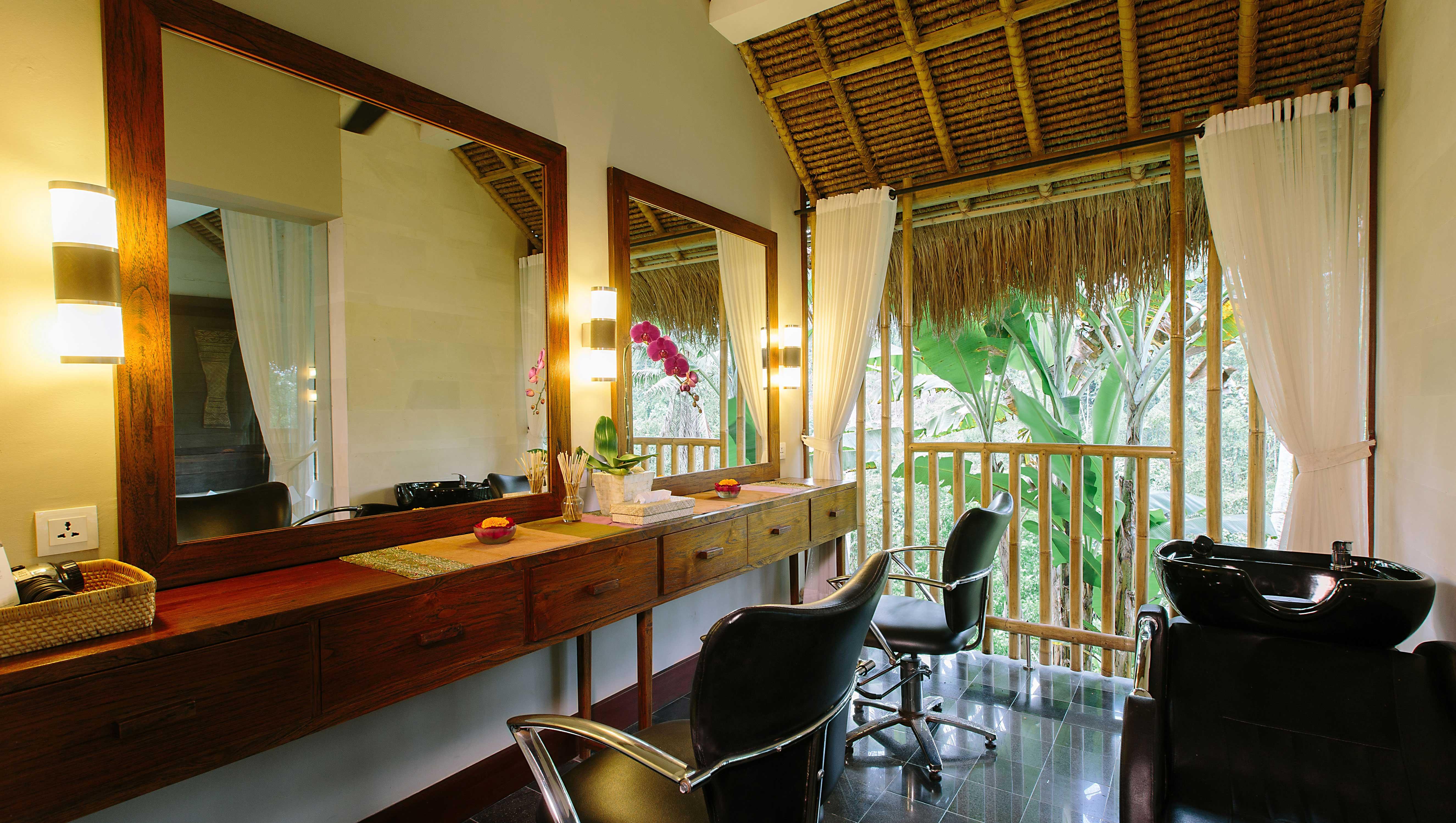 Tejaprana Resort & Spa Ουμπούντ Εξωτερικό φωτογραφία A salon in Bali, Indonesia